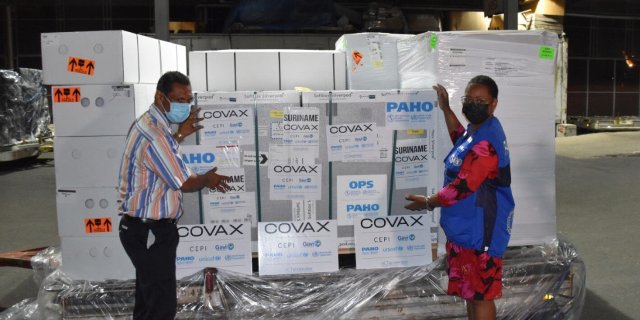 Covax arrivals in Suriname [PAHO photo]